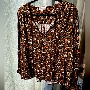 Knox Rose floral peasant blouse with tie neck. Long sleeve Size XL